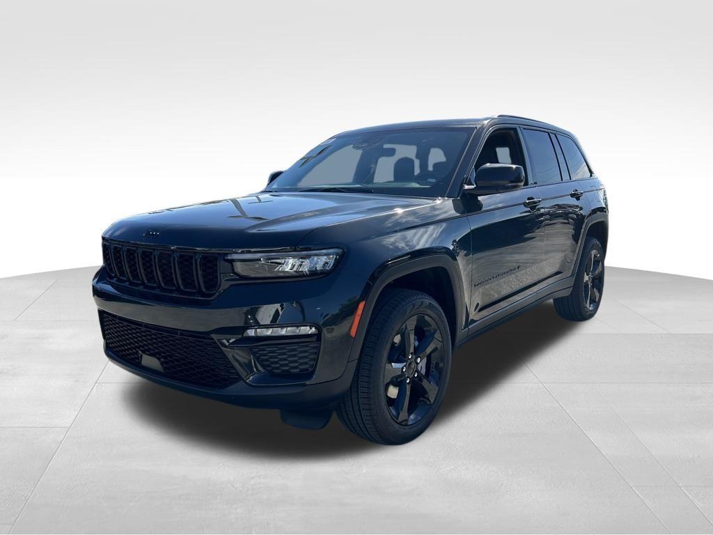 new 2025 Jeep Grand Cherokee car, priced at $37,326