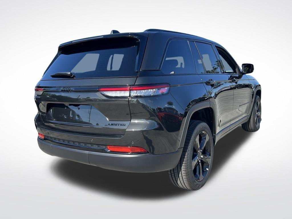 new 2025 Jeep Grand Cherokee car, priced at $39,826