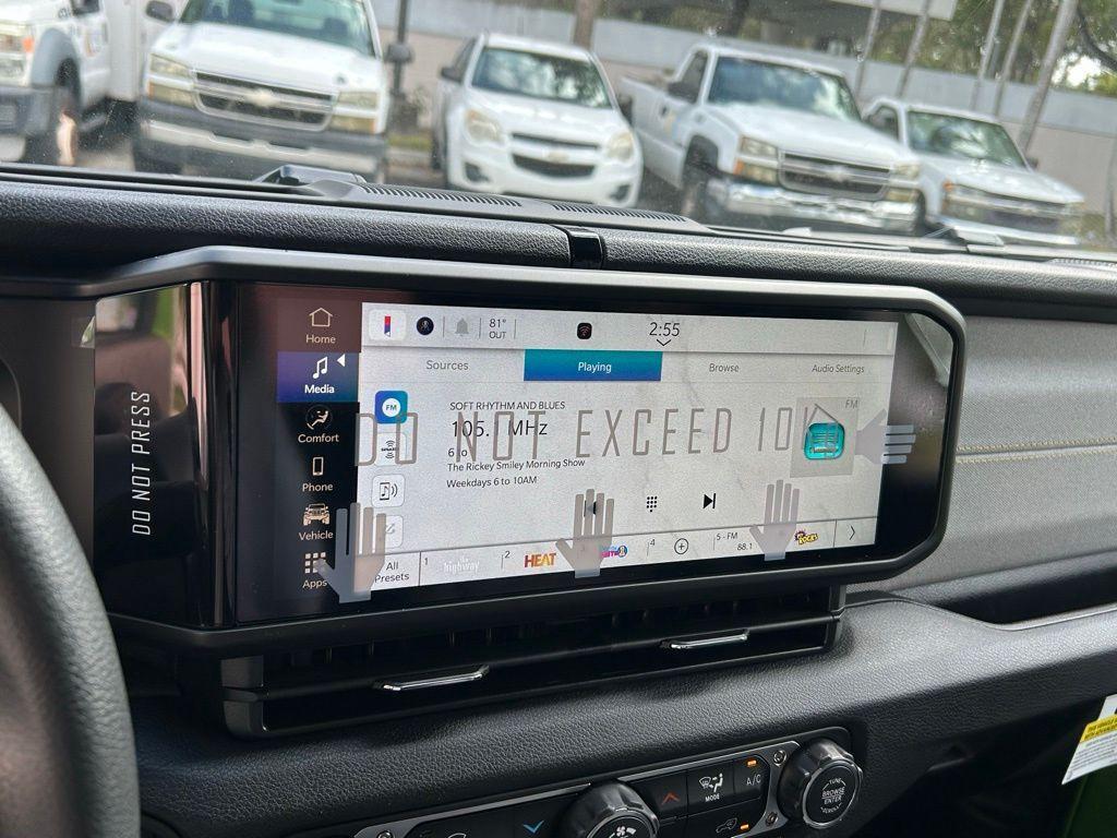 new 2026 Jeep Wrangler car, priced at $37,512