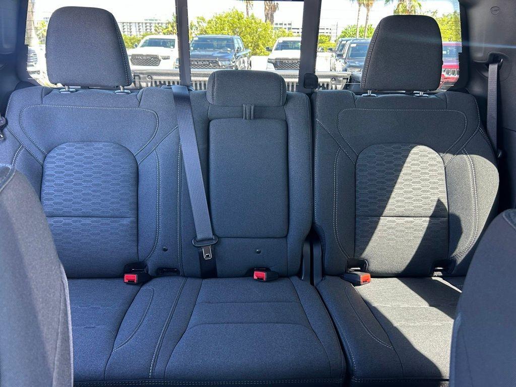 new 2025 Ram 1500 car, priced at $48,518