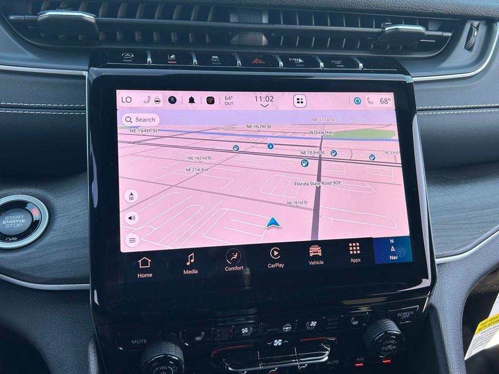 new 2025 Jeep Grand Cherokee car, priced at $44,500