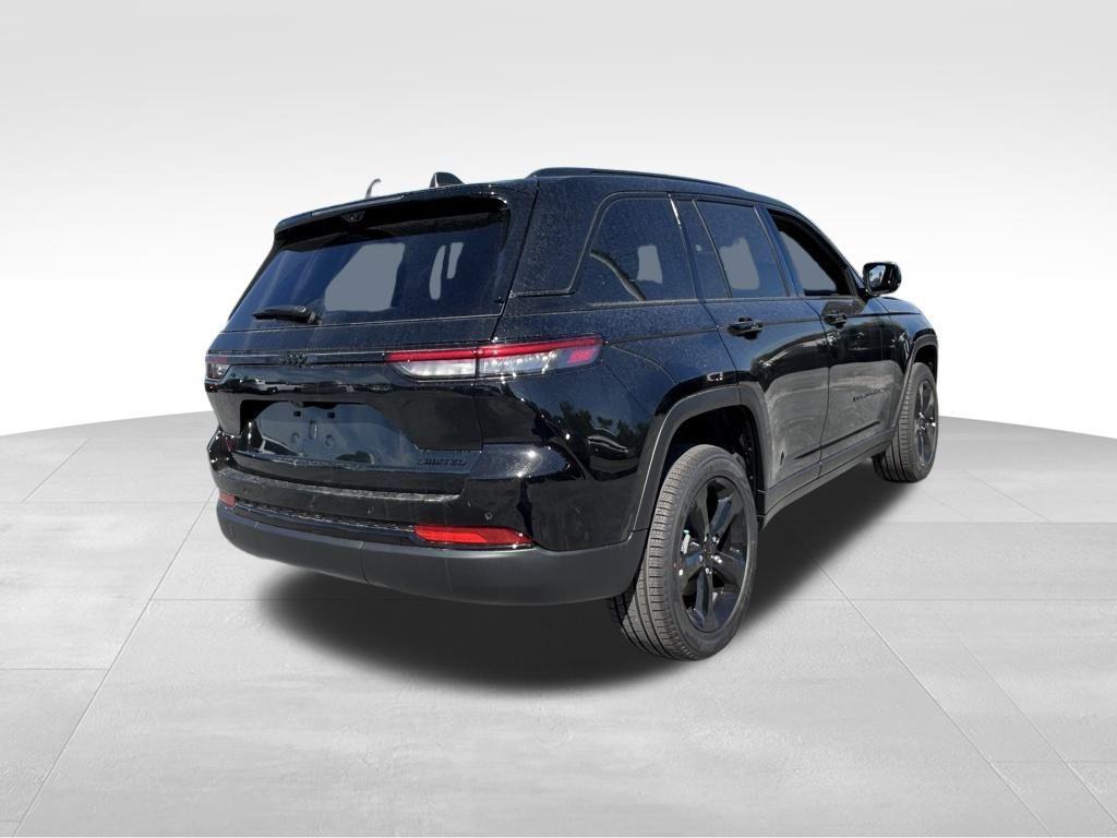 new 2025 Jeep Grand Cherokee car, priced at $44,500