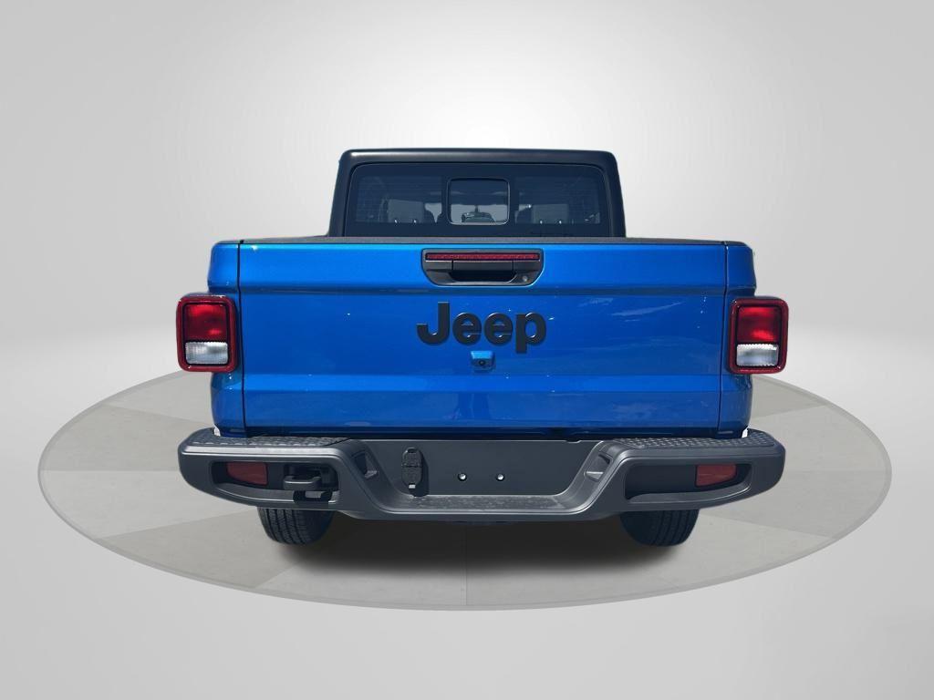new 2025 Jeep Gladiator car, priced at $40,677