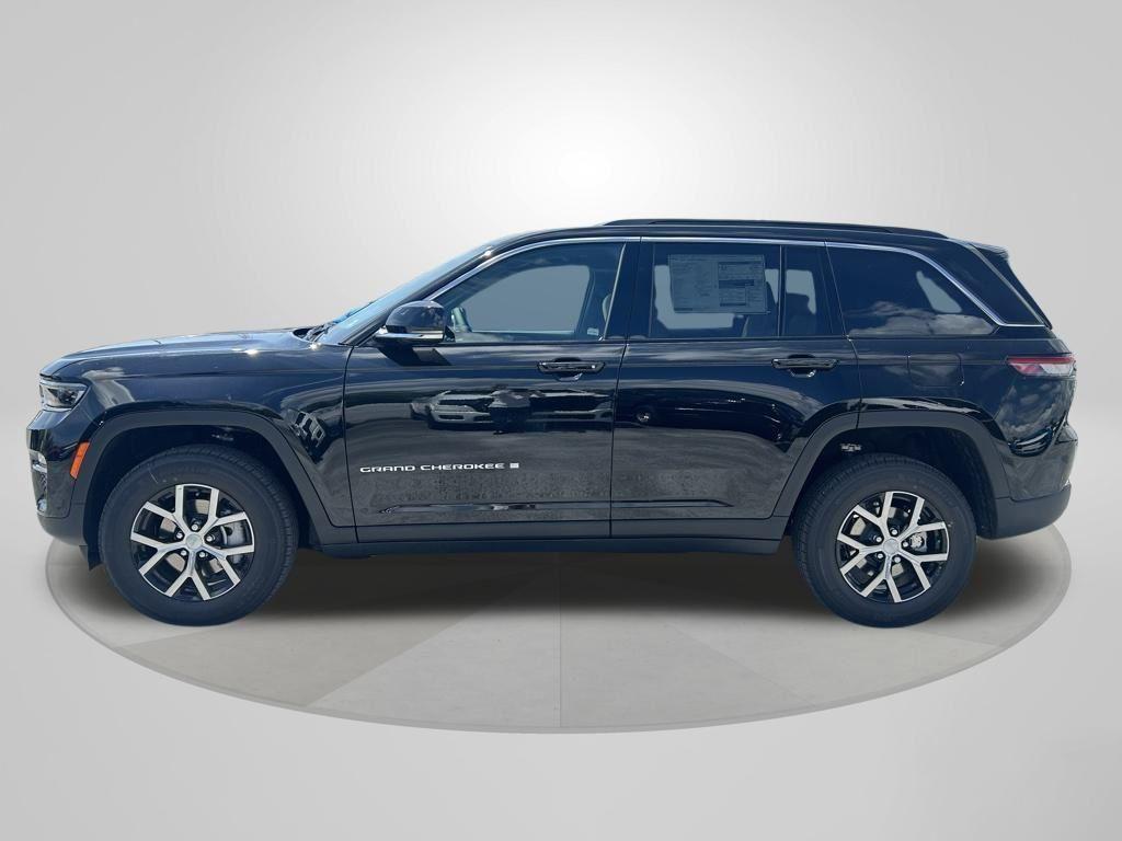new 2025 Jeep Grand Cherokee car, priced at $32,381