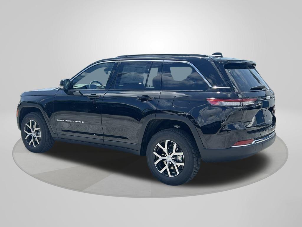 new 2025 Jeep Grand Cherokee car, priced at $32,381