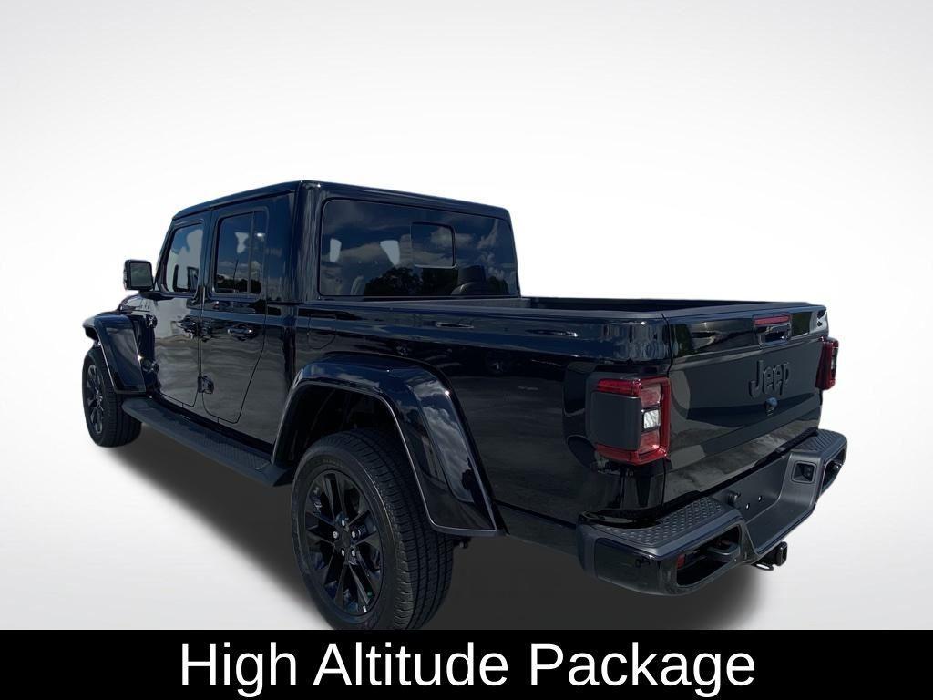 used 2022 Jeep Gladiator car, priced at $43,046