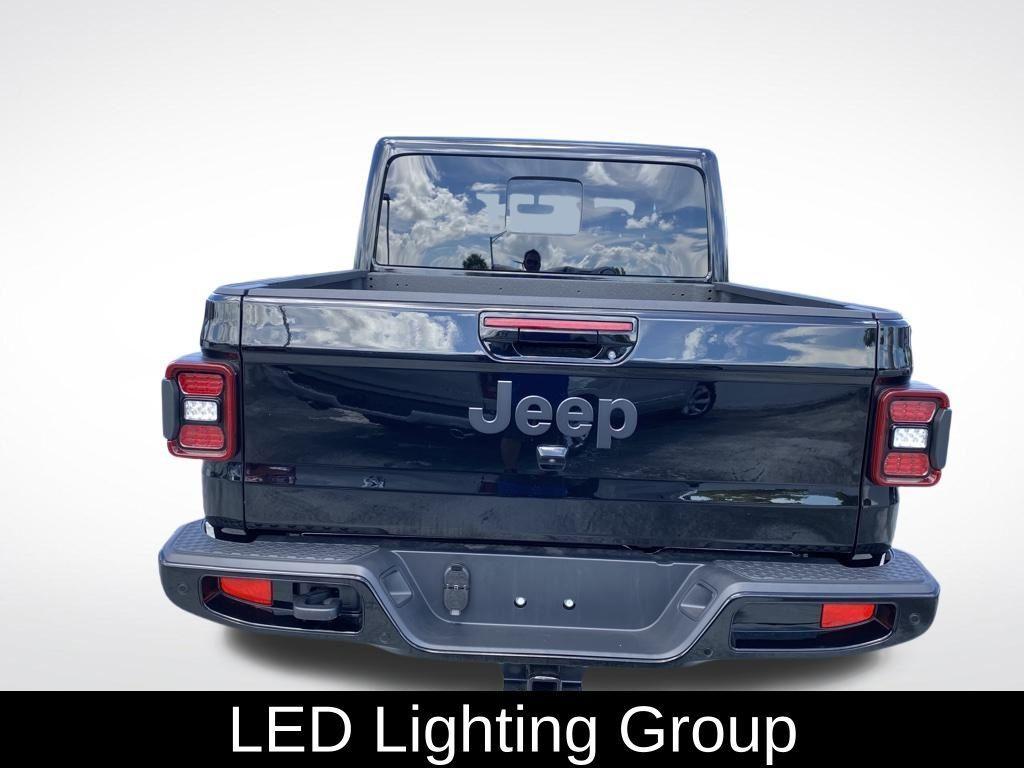 used 2022 Jeep Gladiator car, priced at $43,046