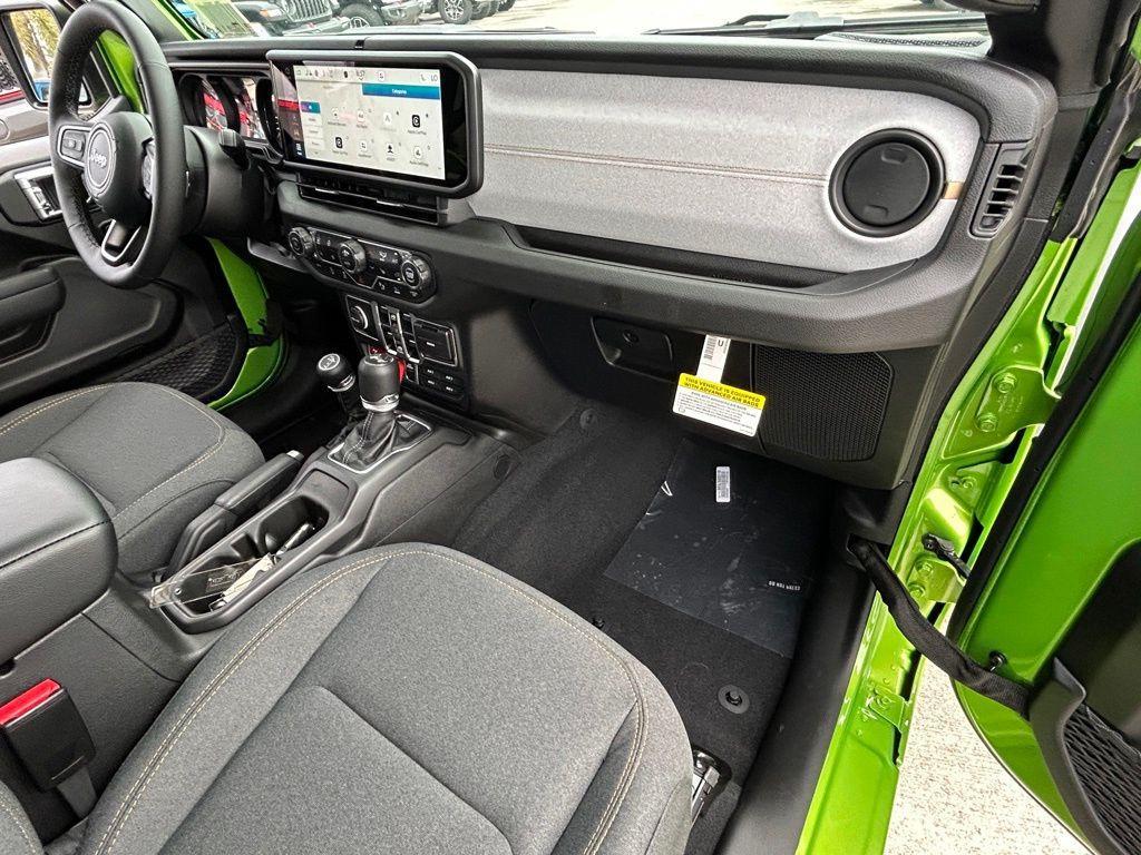 new 2025 Jeep Wrangler car, priced at $44,063