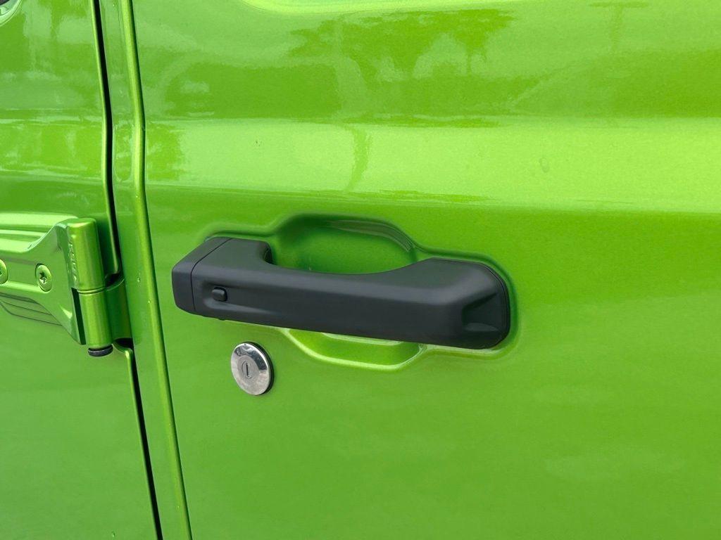 new 2025 Jeep Wrangler car, priced at $44,063