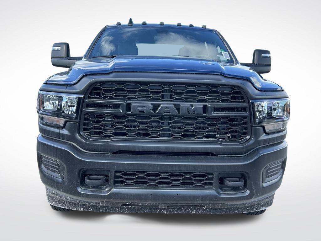 new 2024 Ram 3500 car, priced at $59,176