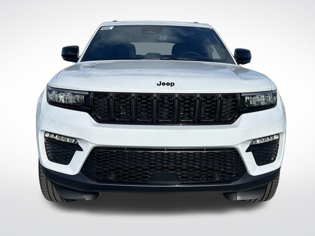 new 2025 Jeep Grand Cherokee car, priced at $43,117