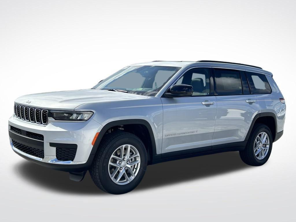 new 2024 Jeep Grand Cherokee L car, priced at $30,409