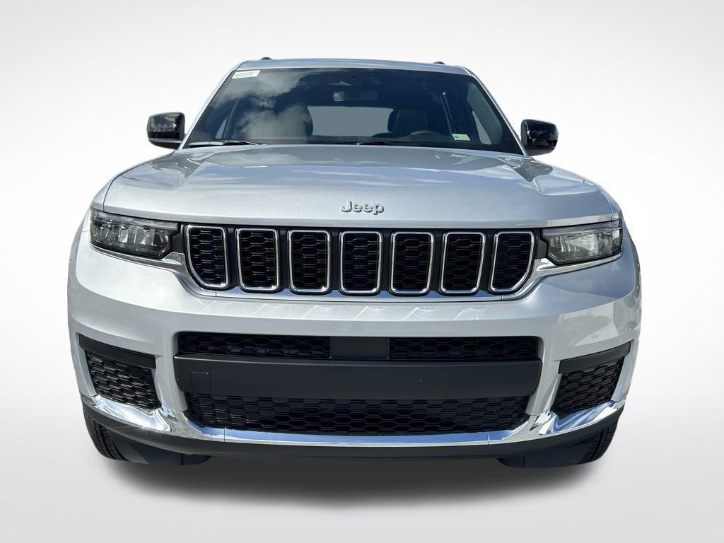 new 2024 Jeep Grand Cherokee L car, priced at $30,409