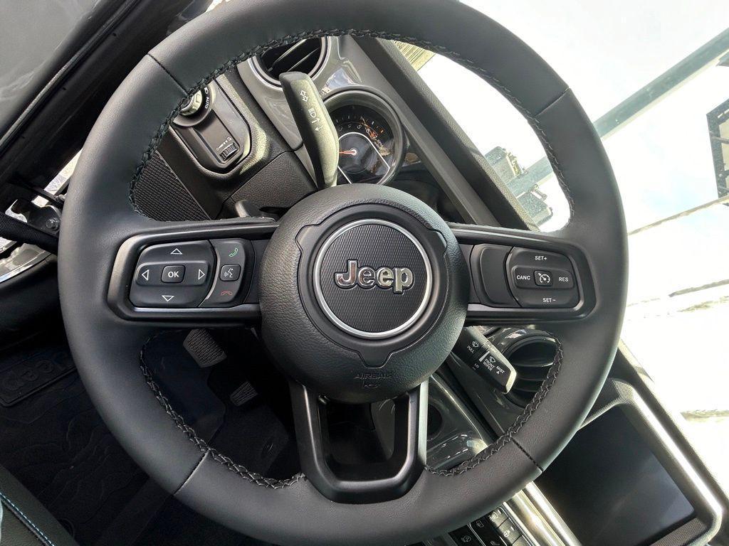 new 2023 Jeep Gladiator car, priced at $61,399