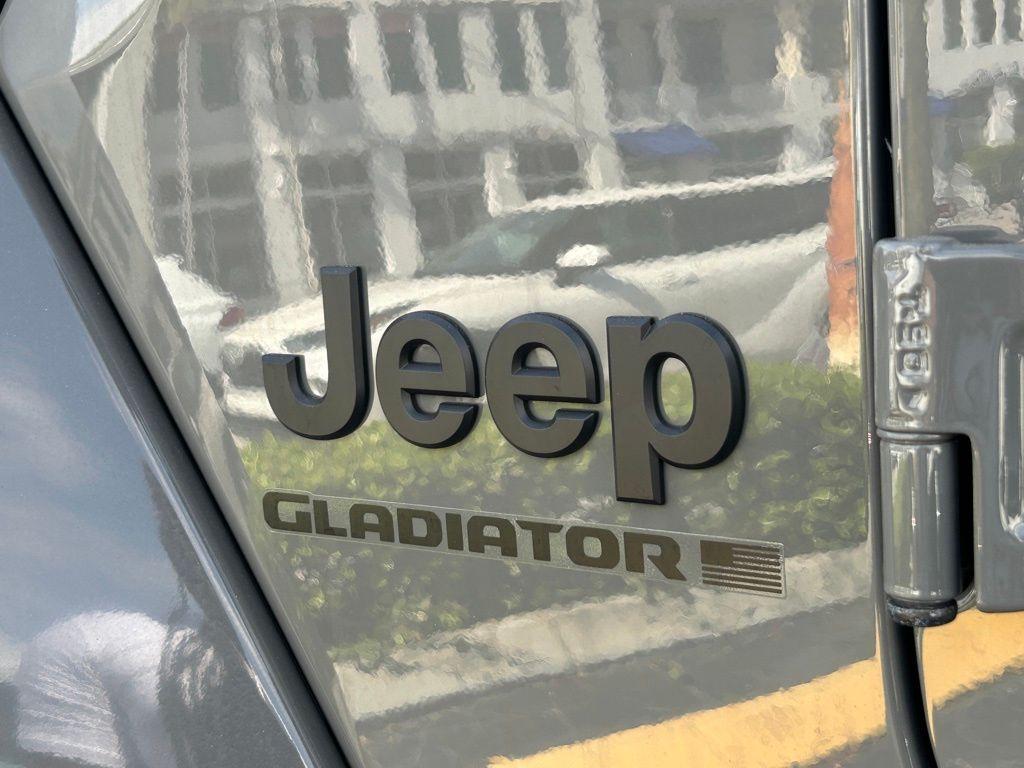 new 2023 Jeep Gladiator car, priced at $61,399