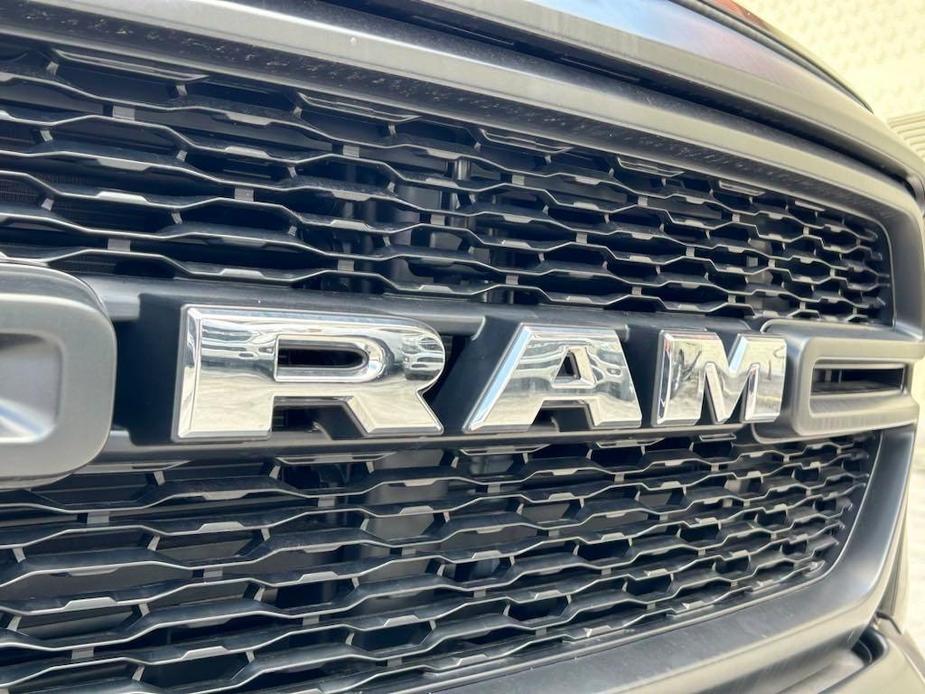 new 2024 Ram 1500 car, priced at $39,432