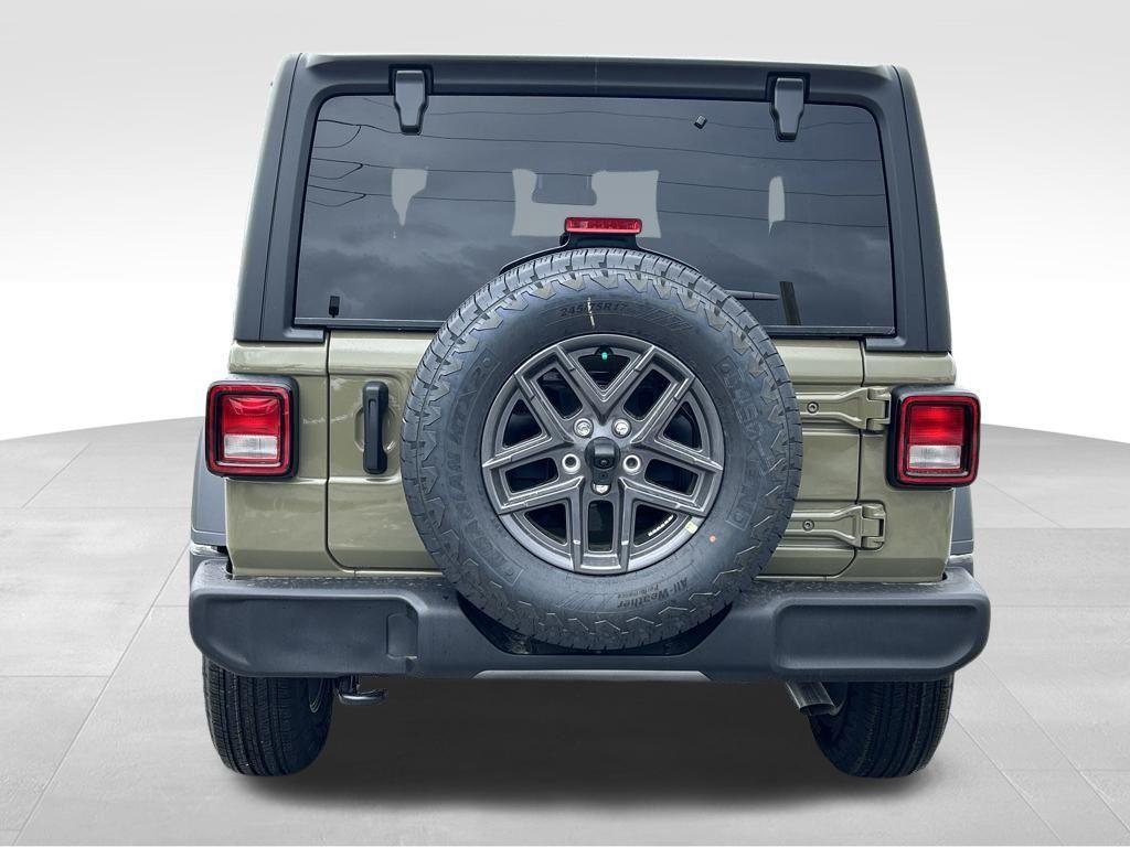 new 2025 Jeep Wrangler car, priced at $33,258