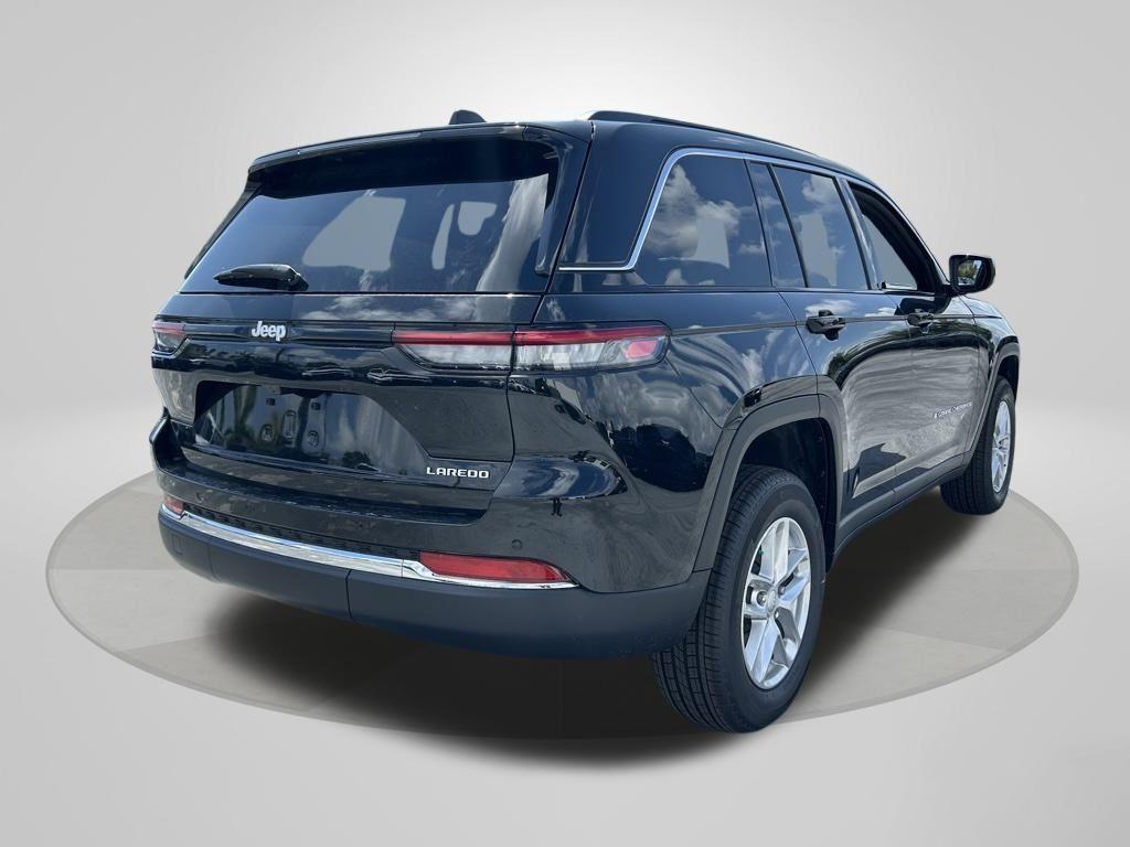 new 2025 Jeep Grand Cherokee car, priced at $32,756
