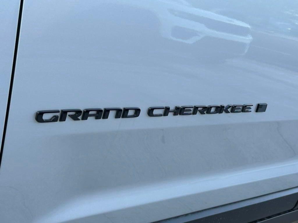 new 2024 Jeep Grand Cherokee car, priced at $35,496