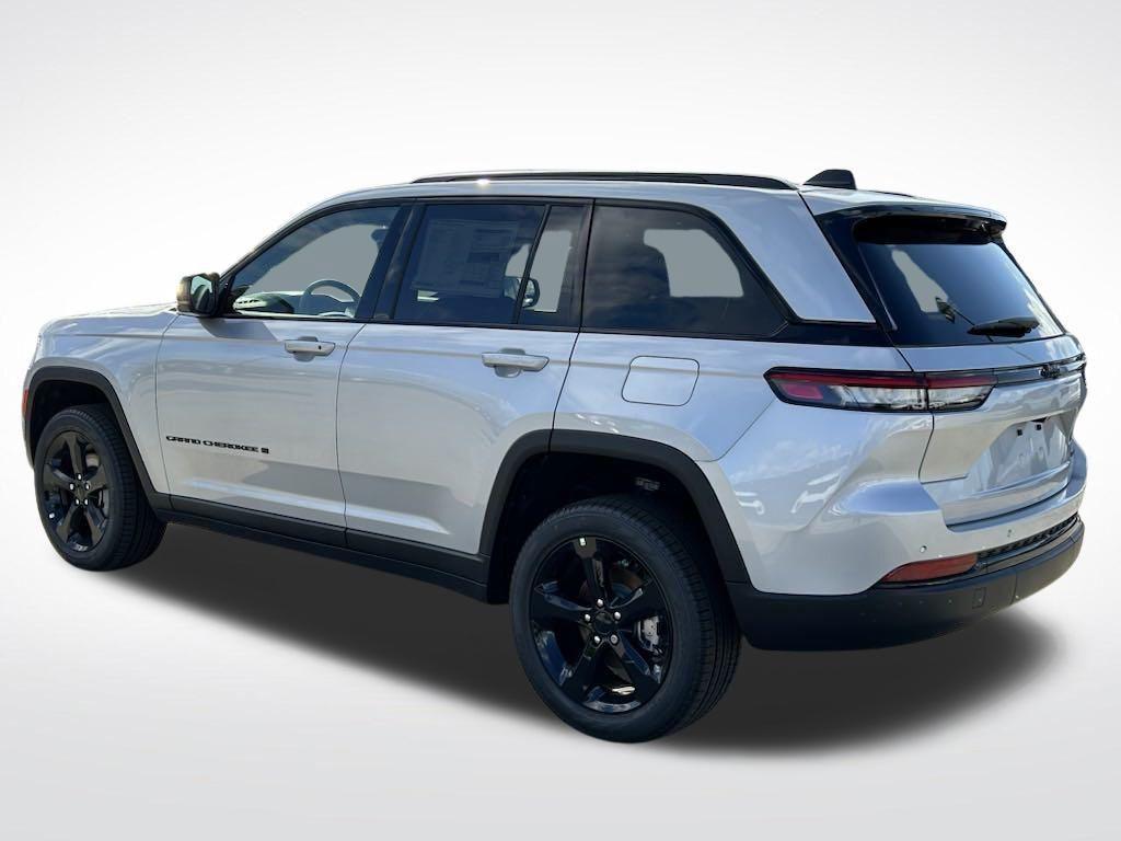 new 2024 Jeep Grand Cherokee car, priced at $35,496