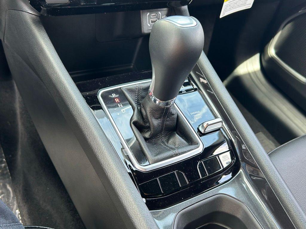 new 2025 Jeep Compass car, priced at $23,899