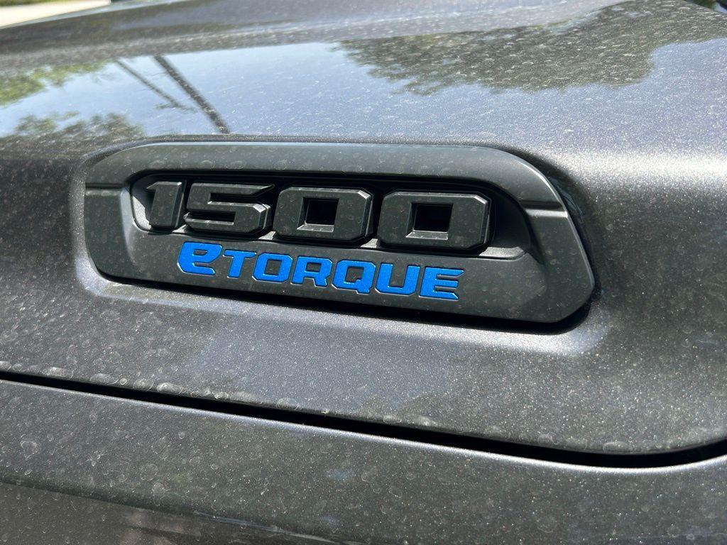 new 2025 Ram 1500 car, priced at $34,293