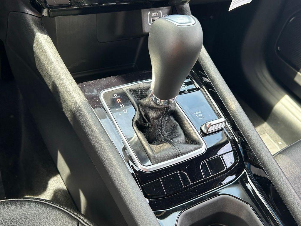 new 2025 Jeep Compass car, priced at $25,675