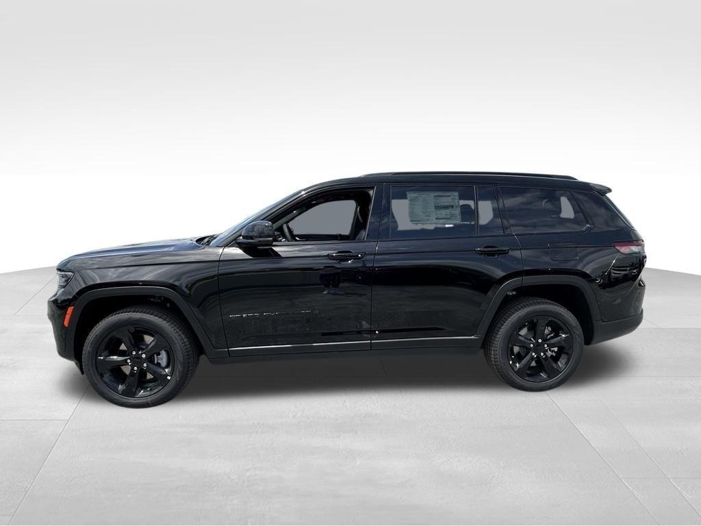new 2025 Jeep Grand Cherokee L car, priced at $39,456