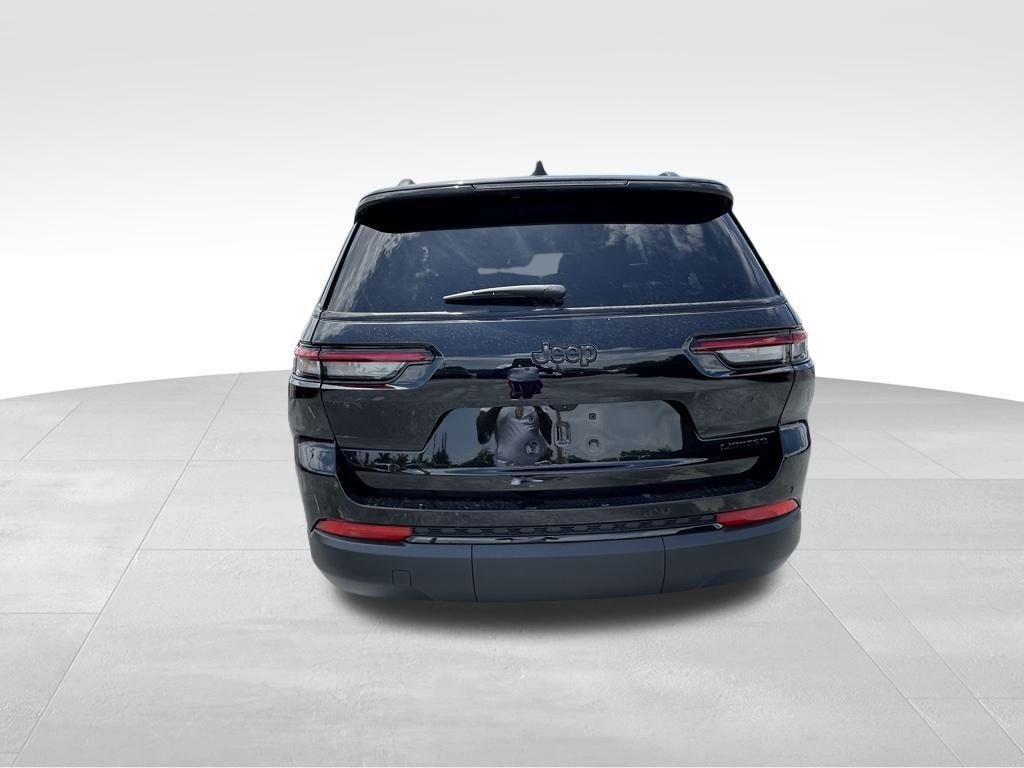 new 2025 Jeep Grand Cherokee L car, priced at $39,456