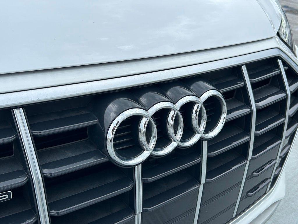 used 2021 Audi Q5 car, priced at $24,640
