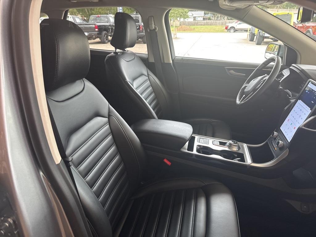 used 2024 Ford Edge car, priced at $29,000