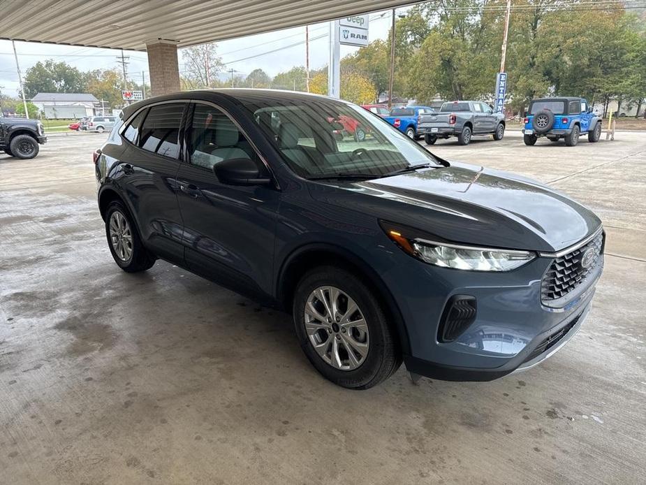 new 2024 Ford Escape car, priced at $31,000