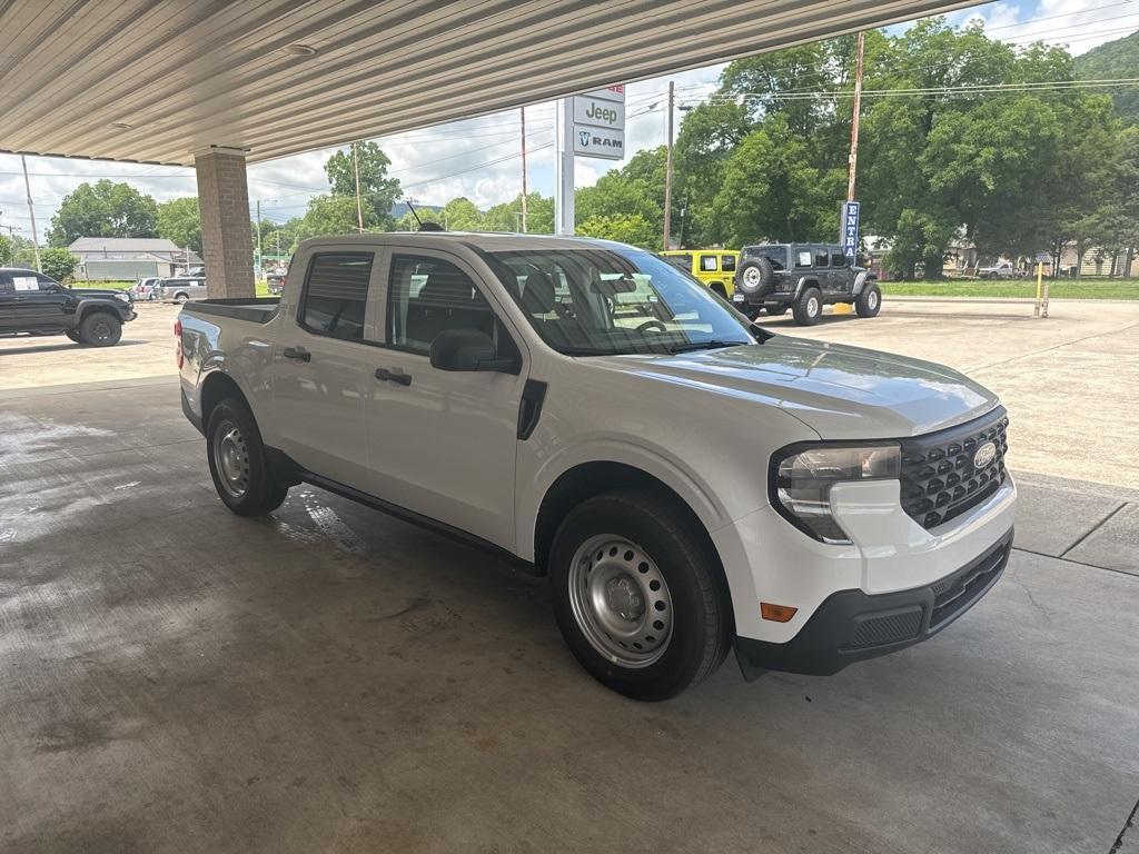 new 2025 Ford Maverick car, priced at $29,940