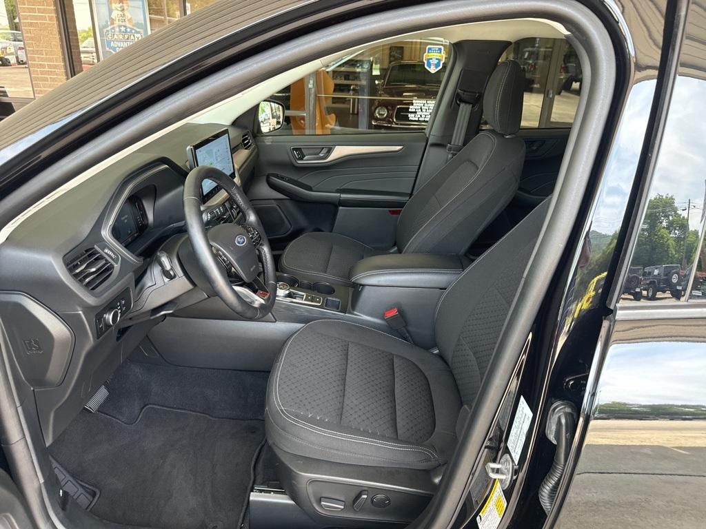 used 2023 Ford Escape car, priced at $25,000