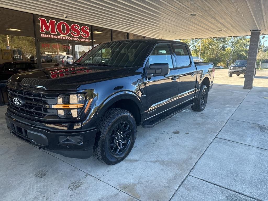 new 2025 Ford F-150 car, priced at $61,995