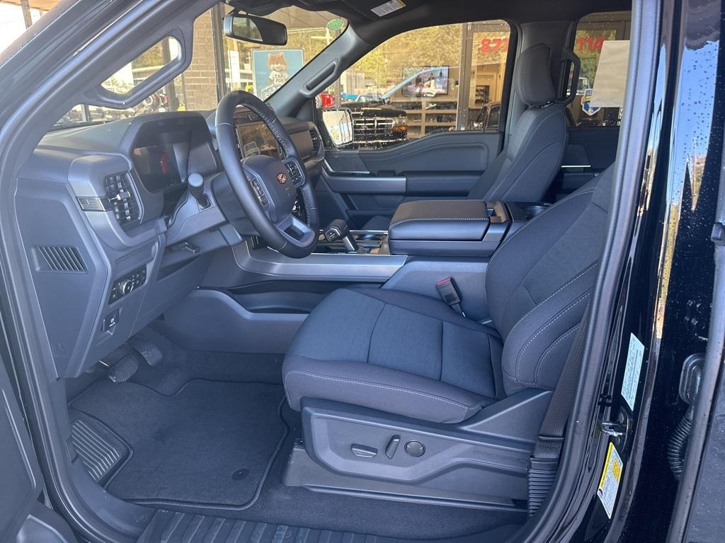 new 2025 Ford F-150 car, priced at $61,995