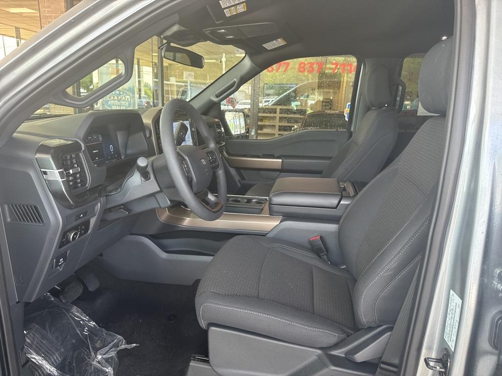 new 2025 Ford F-150 car, priced at $52,195