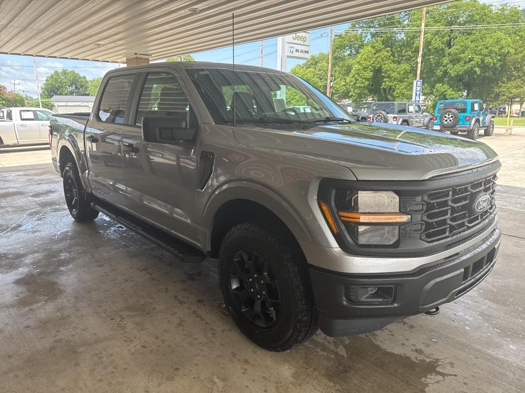 new 2025 Ford F-150 car, priced at $52,195