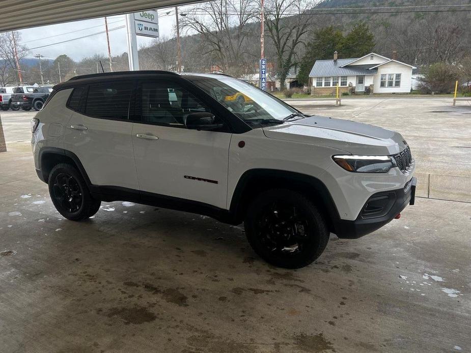 new 2023 Jeep Compass car, priced at $43,999