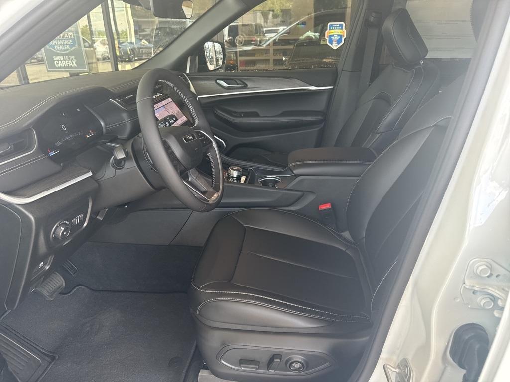 new 2025 Jeep Grand Cherokee L car, priced at $56,890