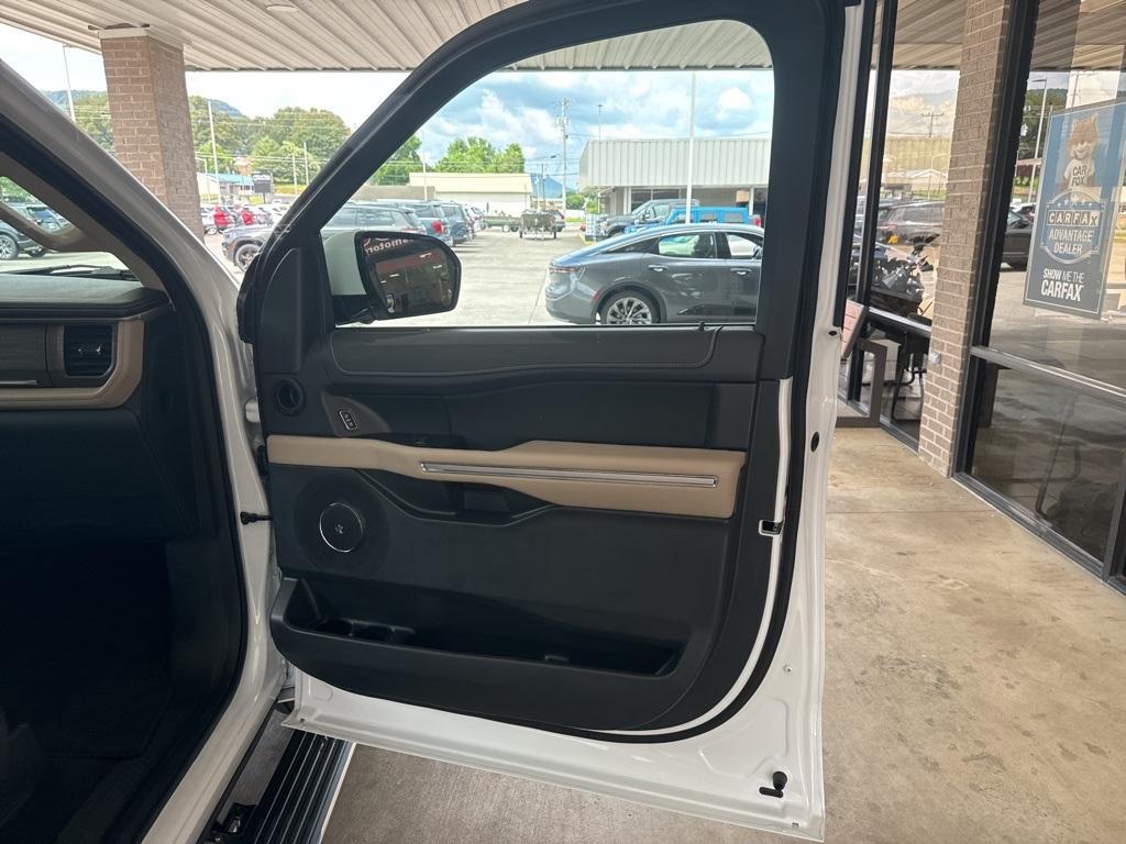 used 2024 Ford Expedition car, priced at $62,000