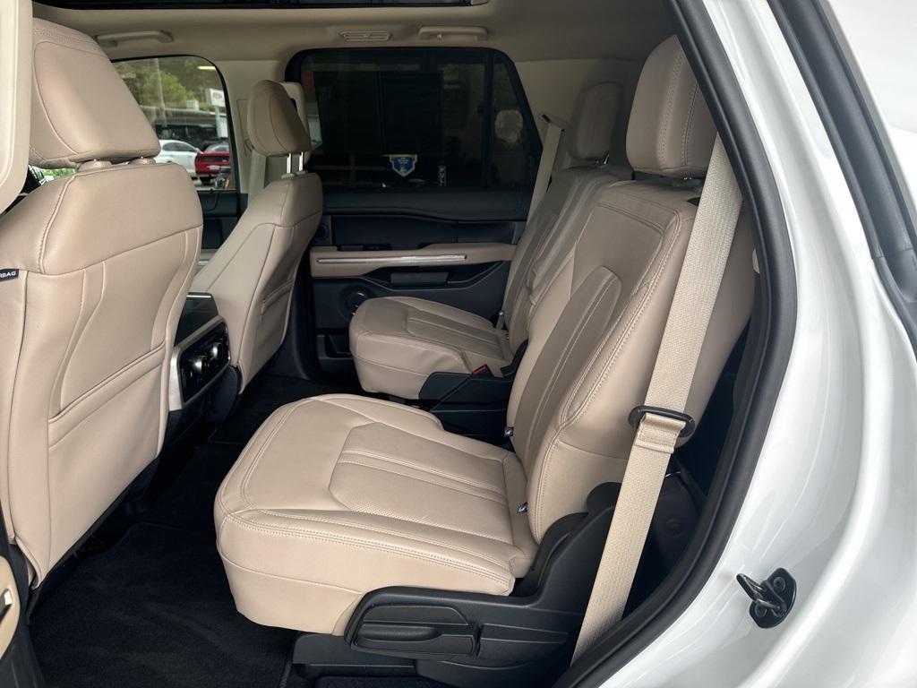 used 2024 Ford Expedition car, priced at $62,000