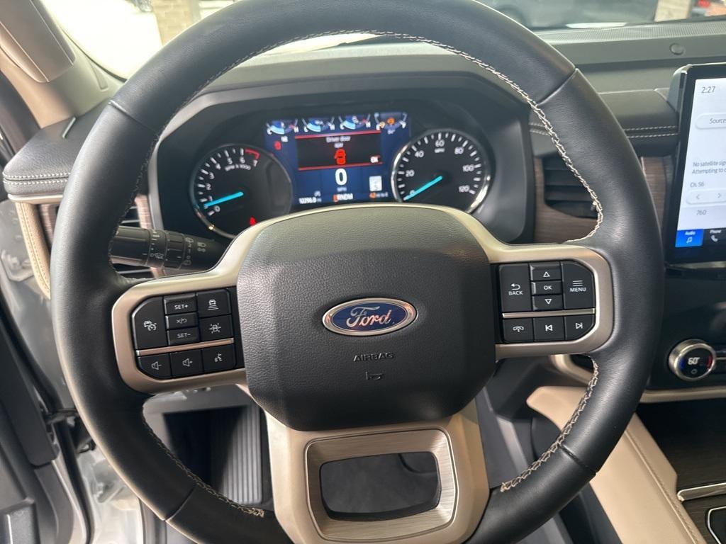 used 2024 Ford Expedition car, priced at $62,000