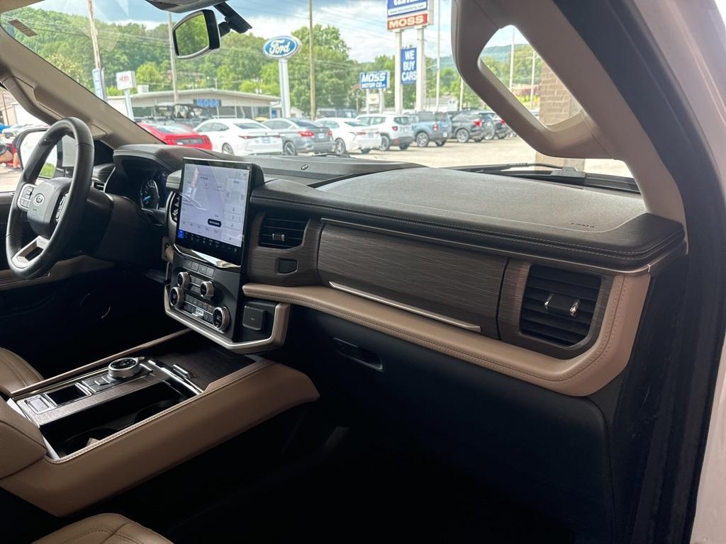 used 2024 Ford Expedition car, priced at $62,000