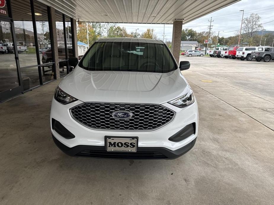 used 2024 Ford Edge car, priced at $33,000