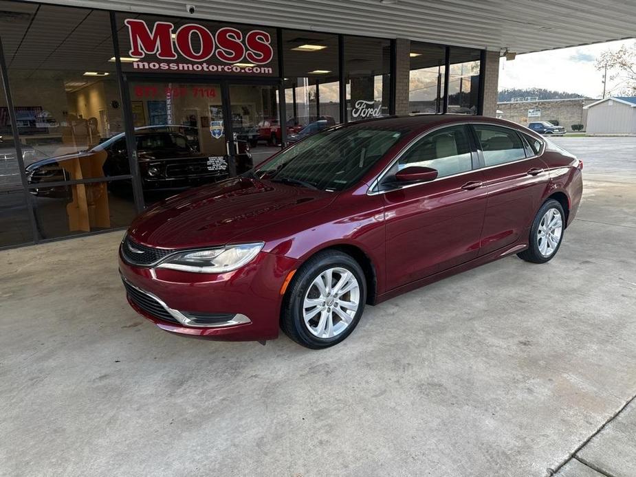 used 2017 Chrysler 200 car