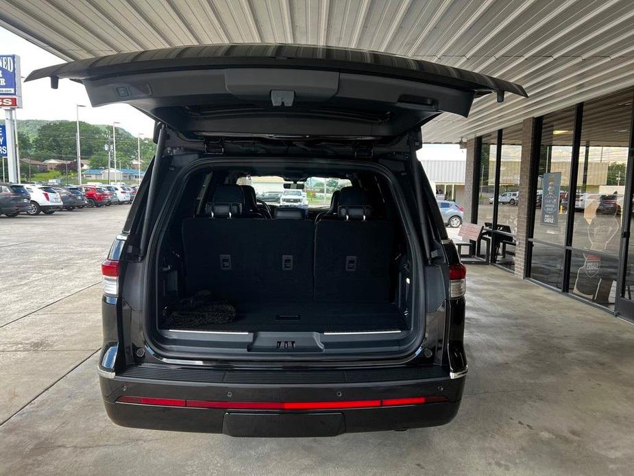 used 2022 Lincoln Navigator car, priced at $70,000