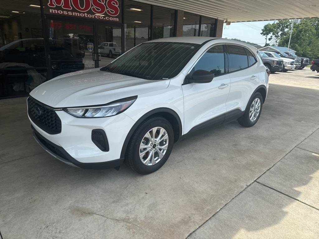 used 2023 Ford Escape car, priced at $24,000
