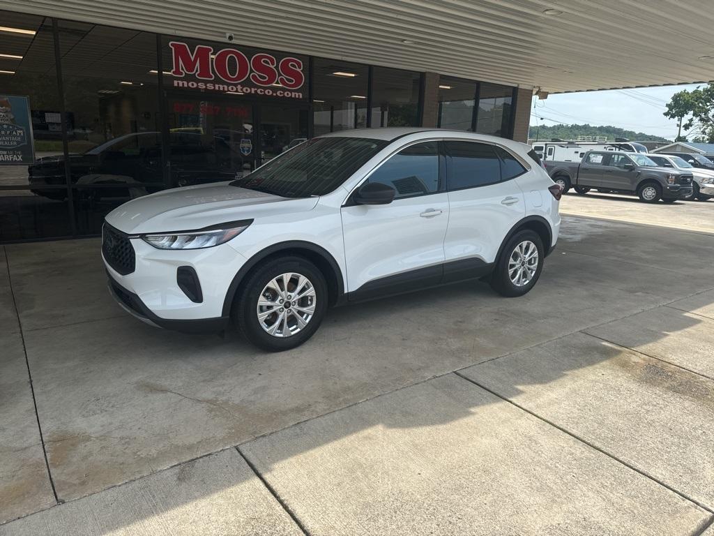 used 2023 Ford Escape car, priced at $24,000