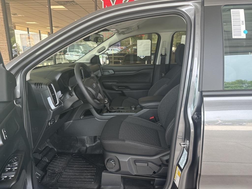 new 2025 Ford Ranger car, priced at $38,495
